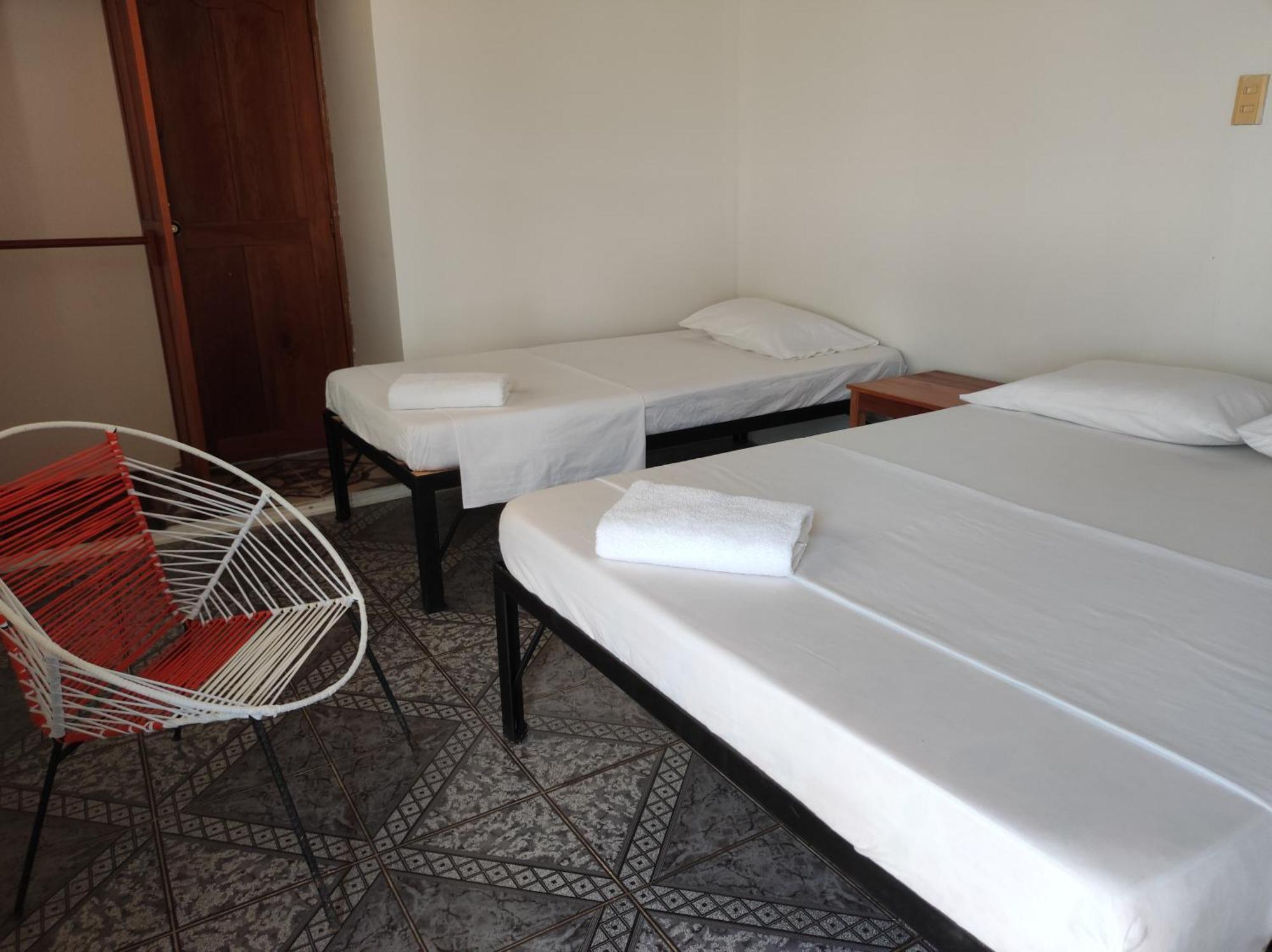 Leticias Guest House Zimmer foto